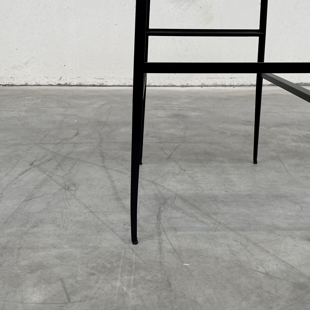 DC bar stool