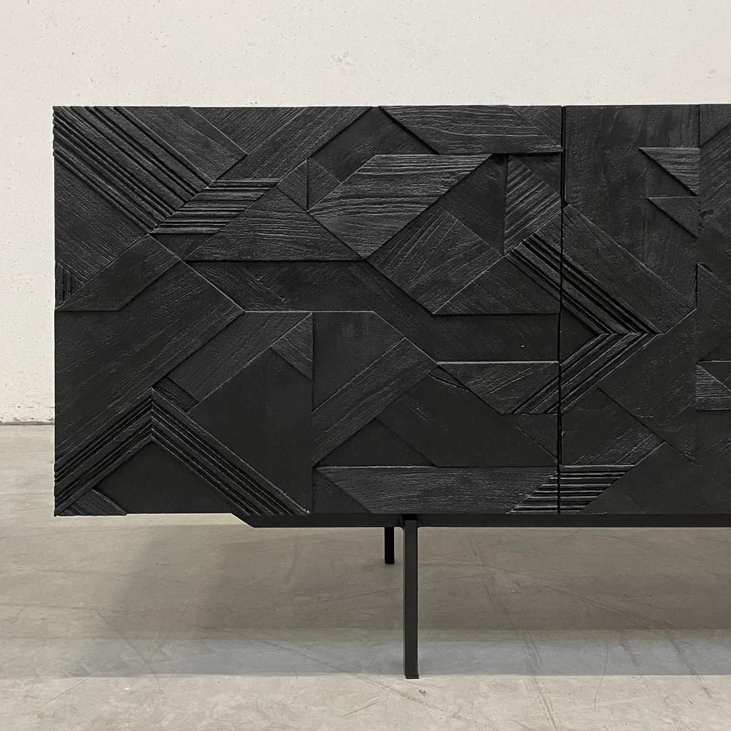 Graphic sideboard