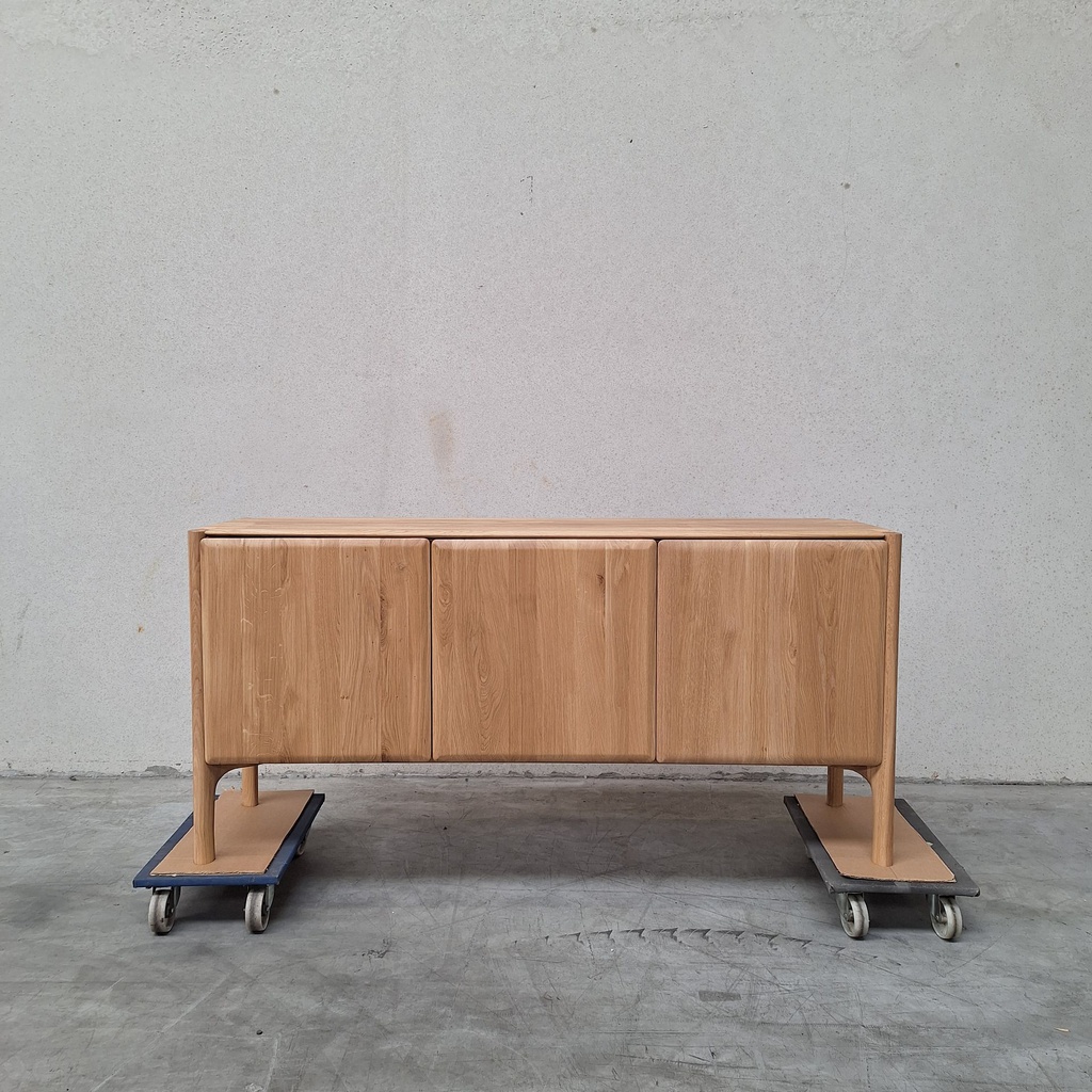 PI sideboard
