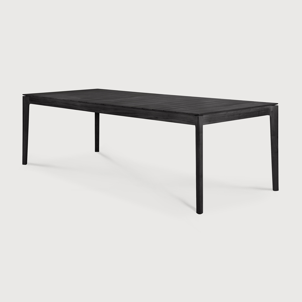 Bok outdoor dining table