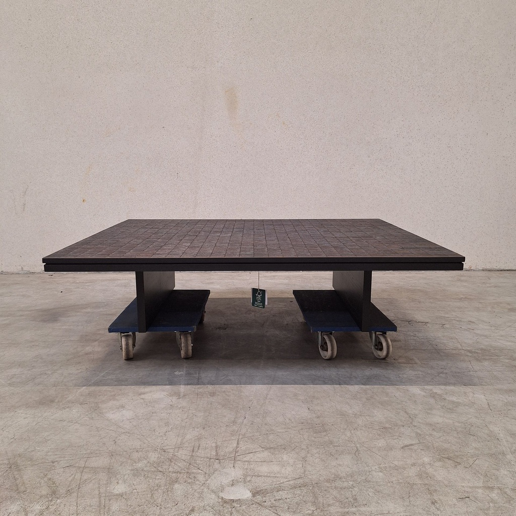Grooves coffee table
