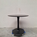Torsion dining table - 90cm