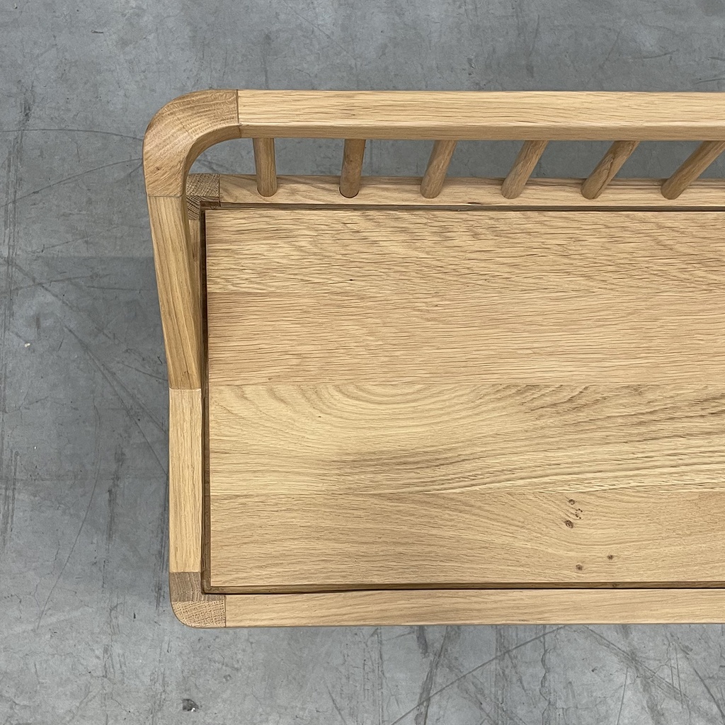 Spindle bench