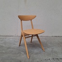 Eye dining chair