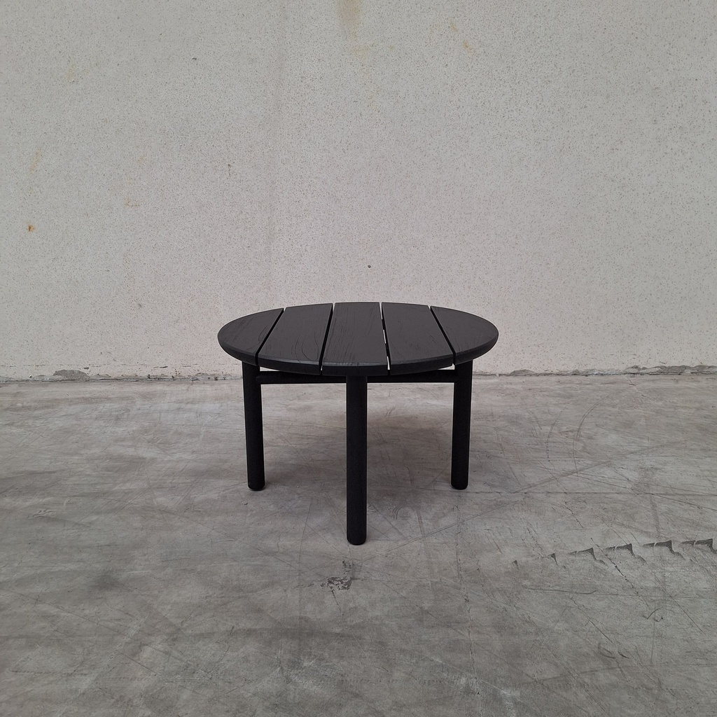 Quatro outdoor side table