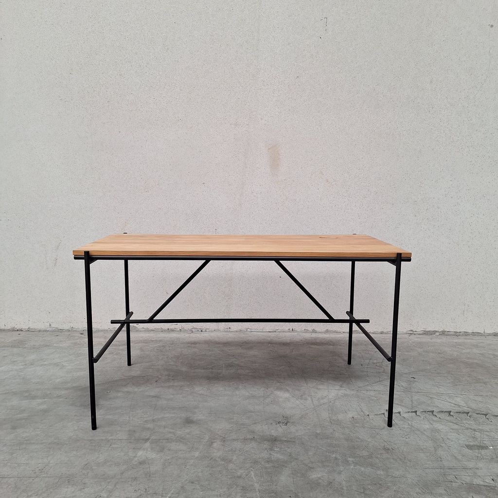 Teak Oscar desk - 140cm