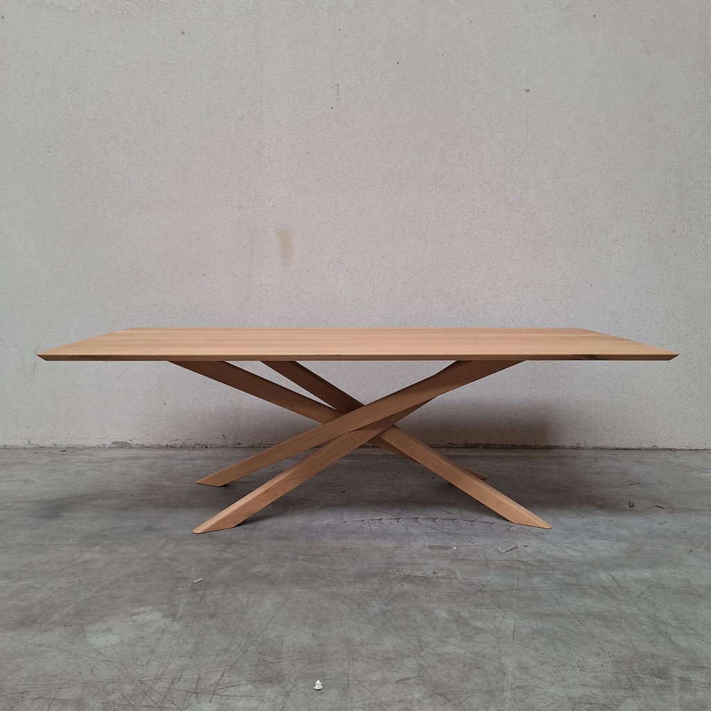 Mikado dining table - 240cm