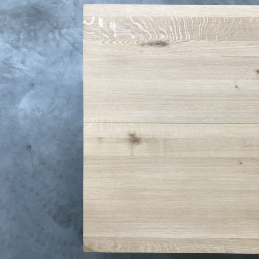 Bok extendable dining table