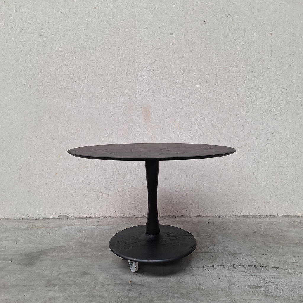 Torsion dining table - 127cm