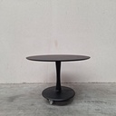 Torsion dining table - 127cm