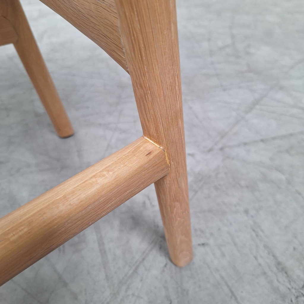 Osso counter stool