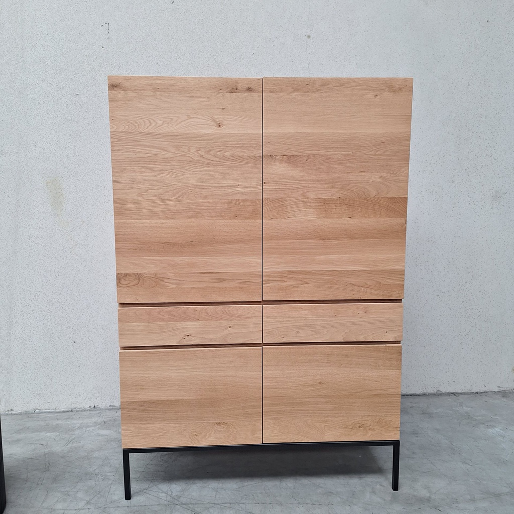 Ligna cupboard