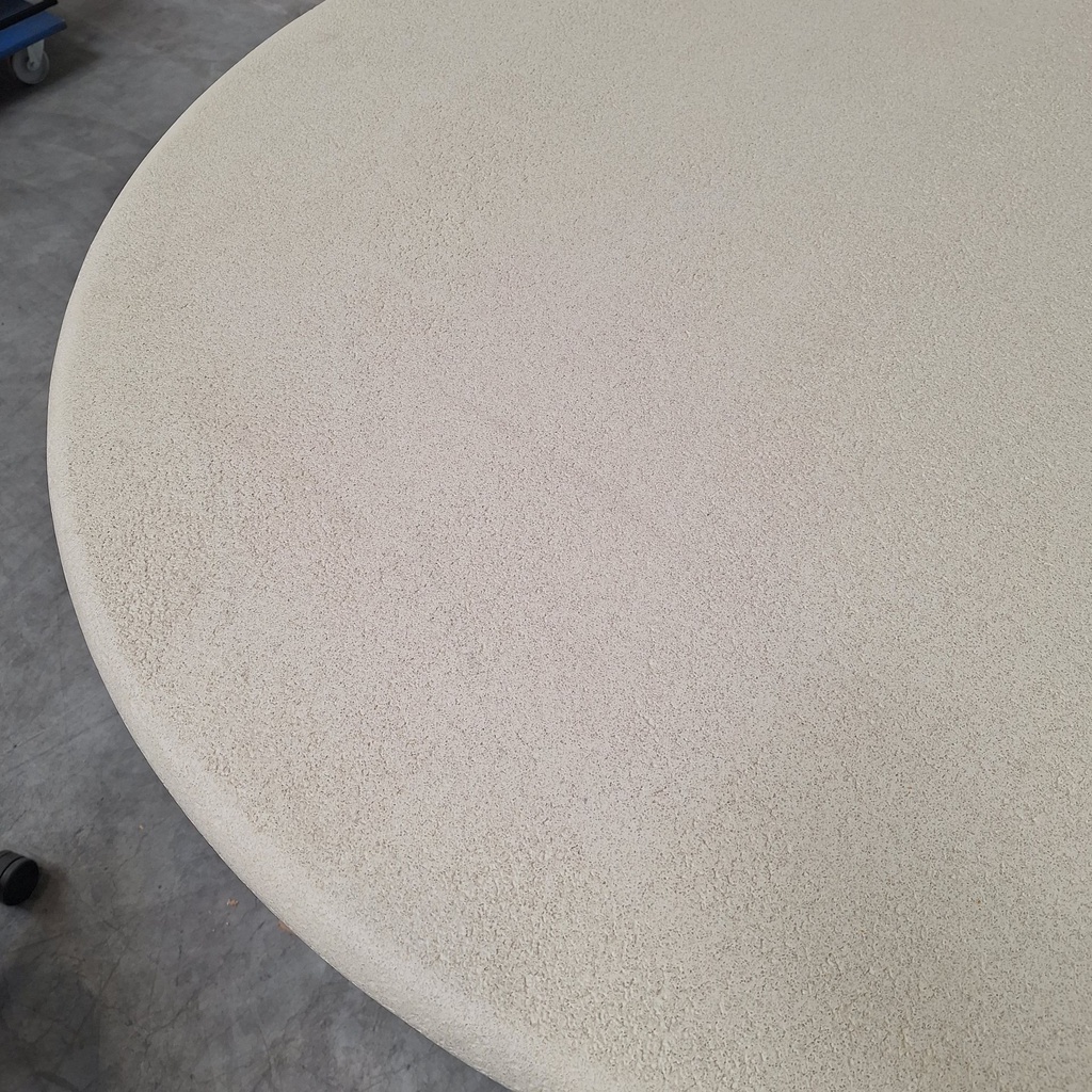 Elements dining table