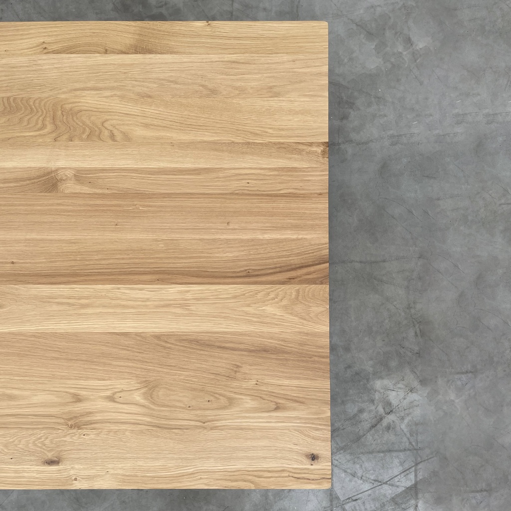 Bok dining table