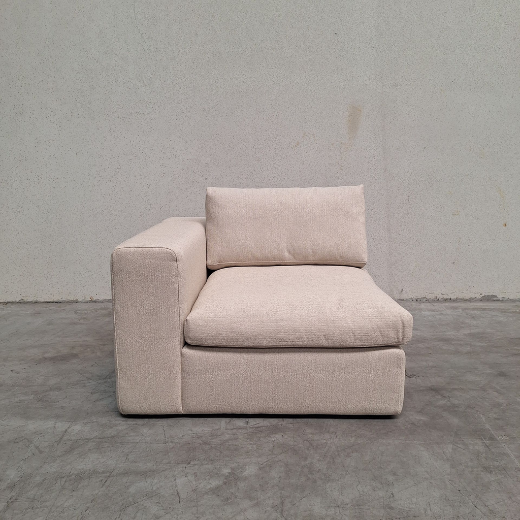 Mellow sofa - end seater with R arm