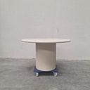 Elements dining table