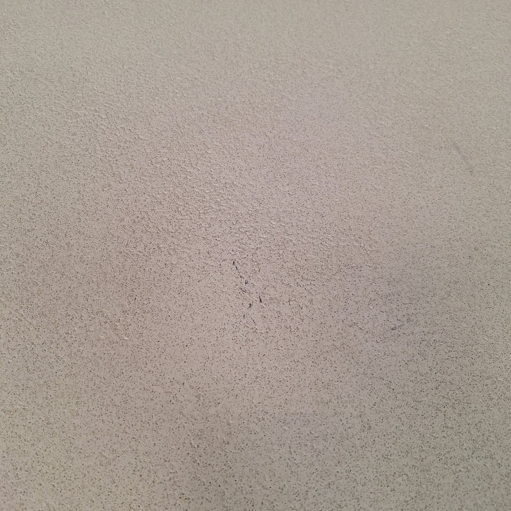 Elements dining table