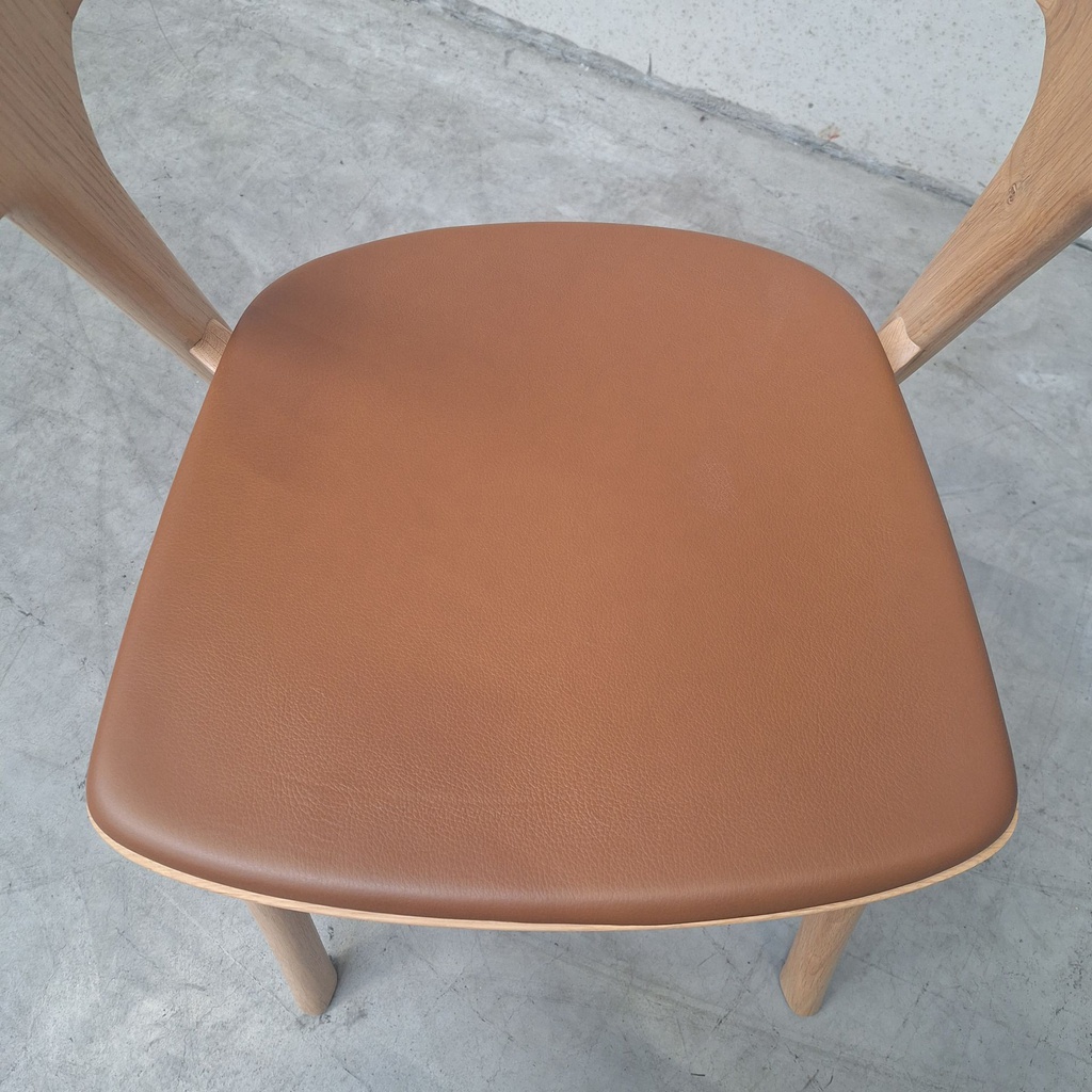 Bok dining chair