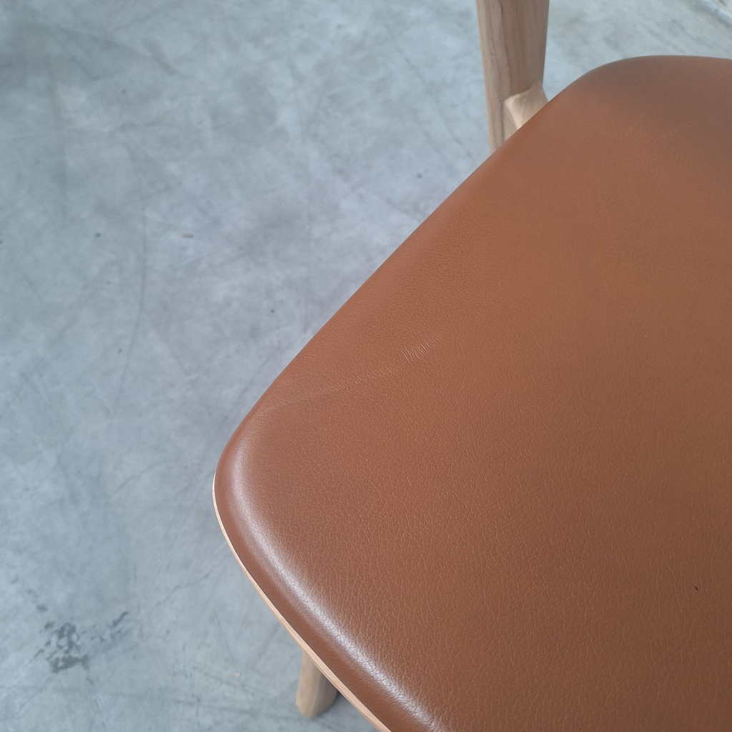 Bok dining chair