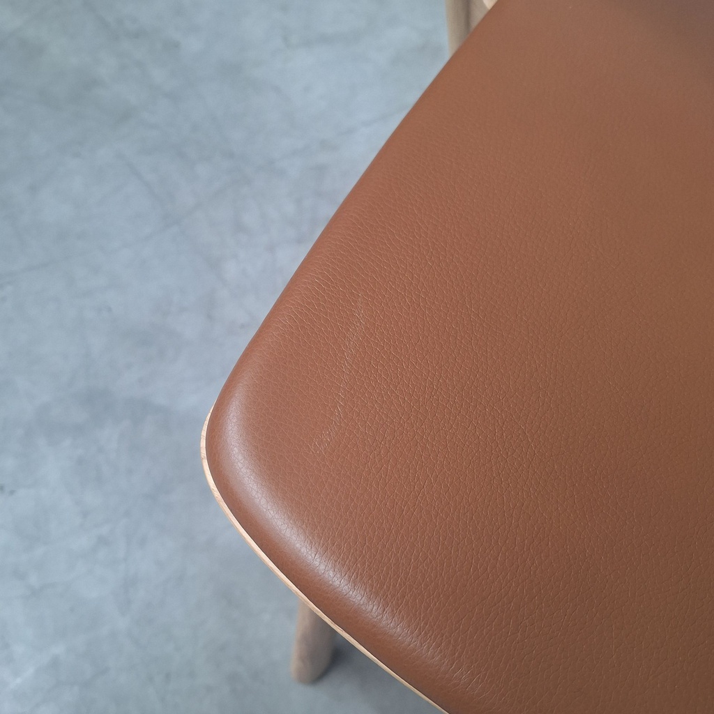 Bok dining chair