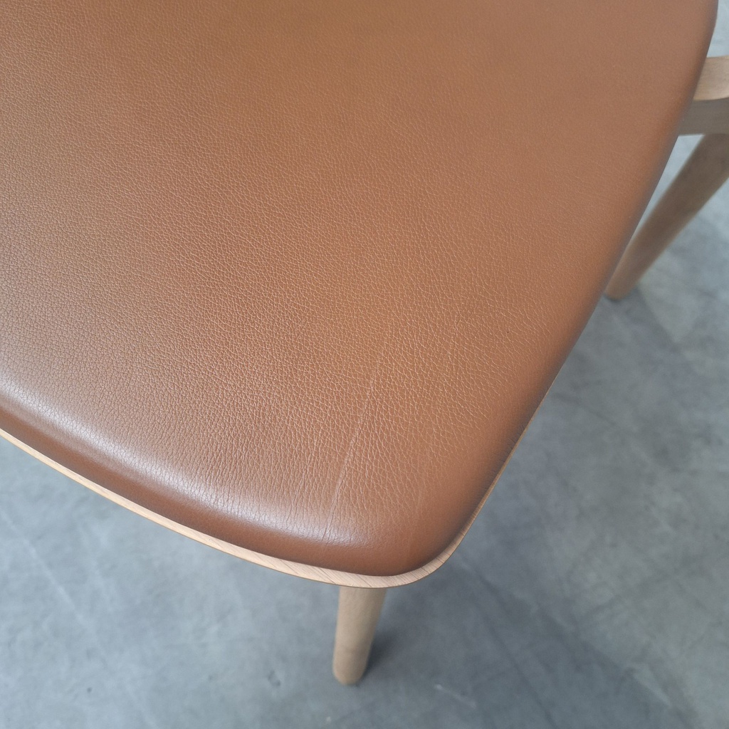 Bok dining chair
