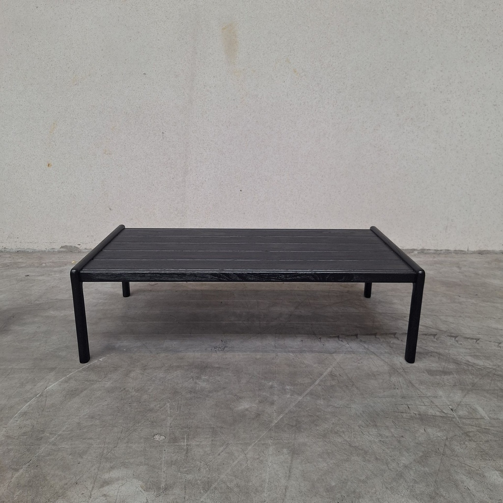 Jack outdoor coffee table