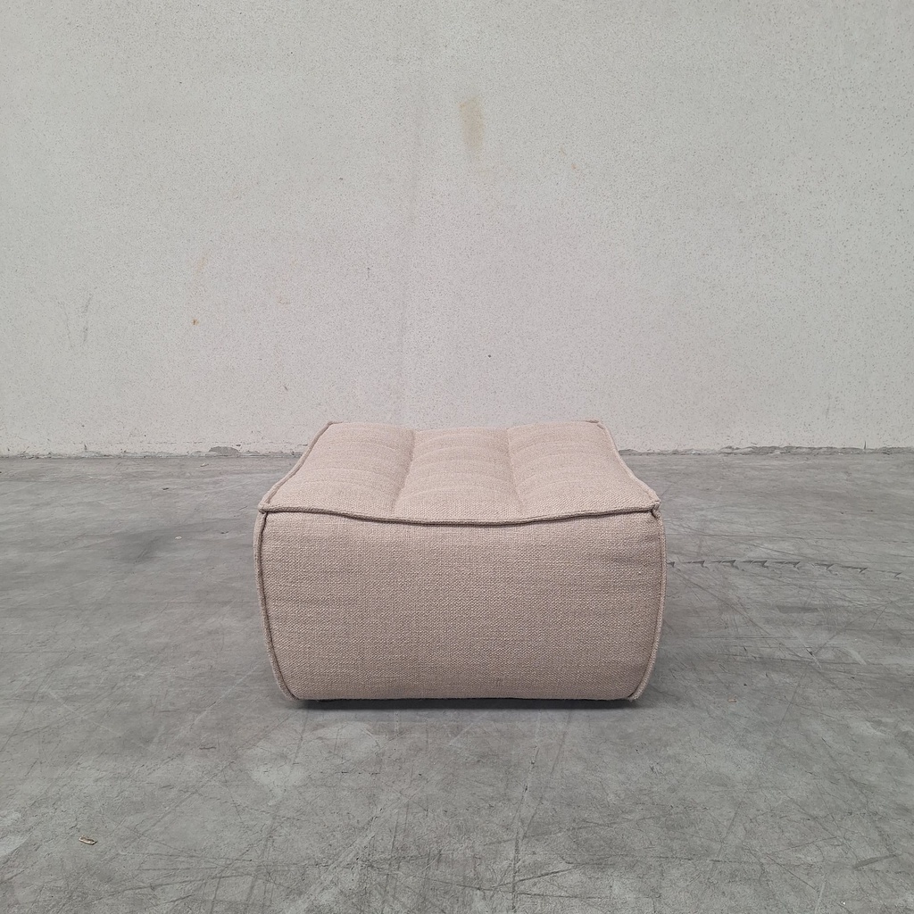 N701 footstool