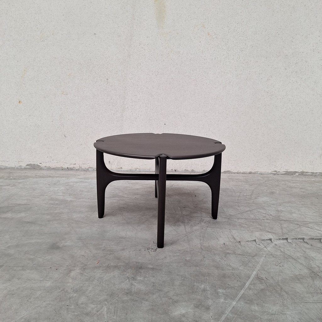 PI coffee table