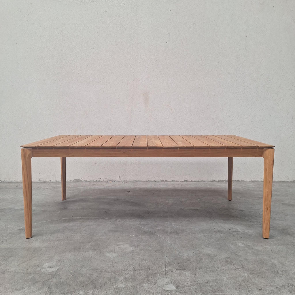 Bok outdoor dining table
