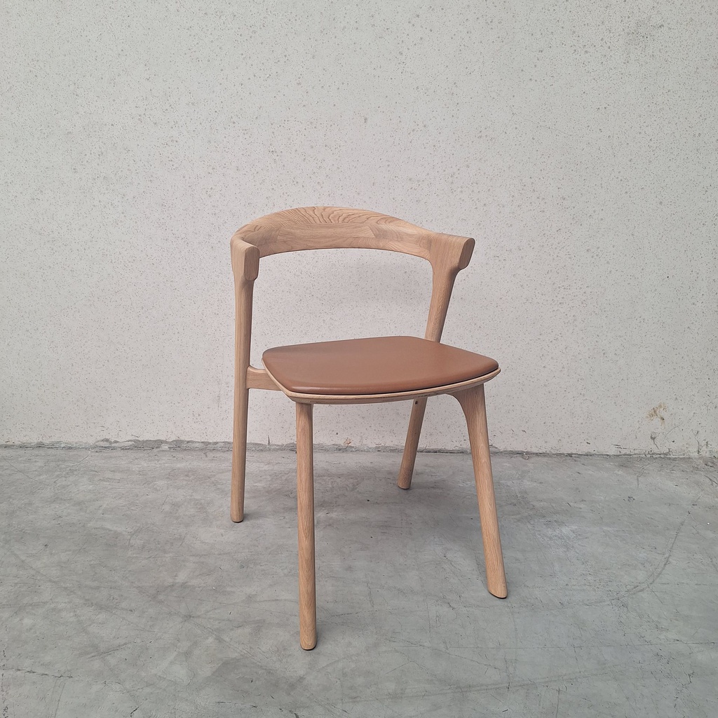 Bok dining chair