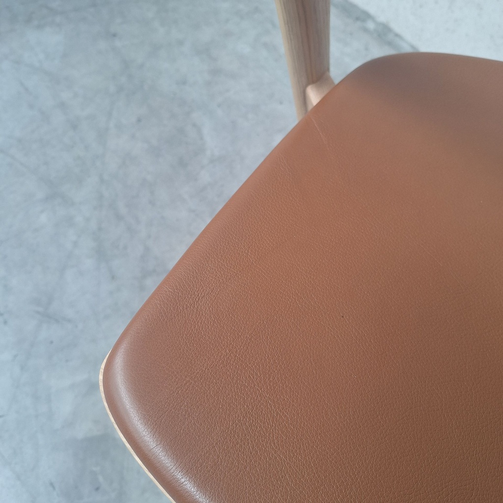 Bok dining chair