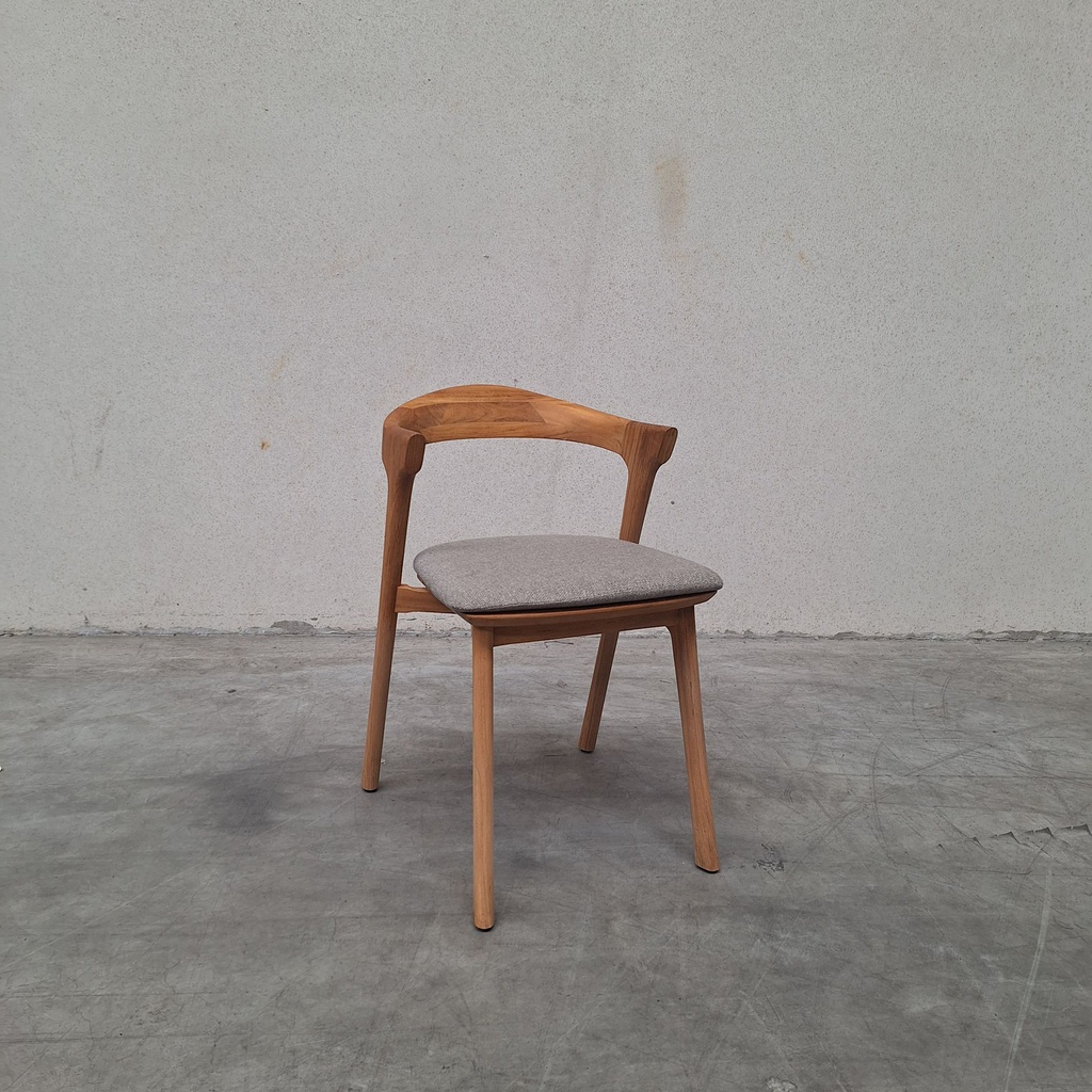Bok outdoor dining chair with cushion