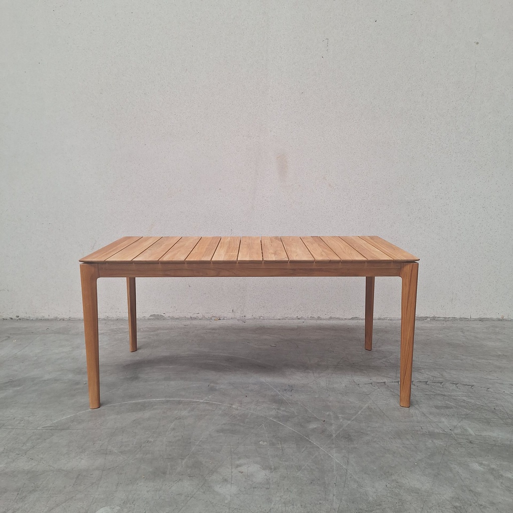 Bok outdoor dining table