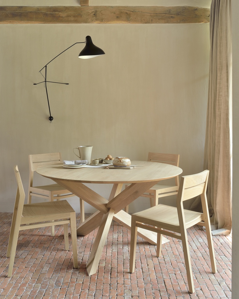 Circle dining table - 136cm TEMPLATE