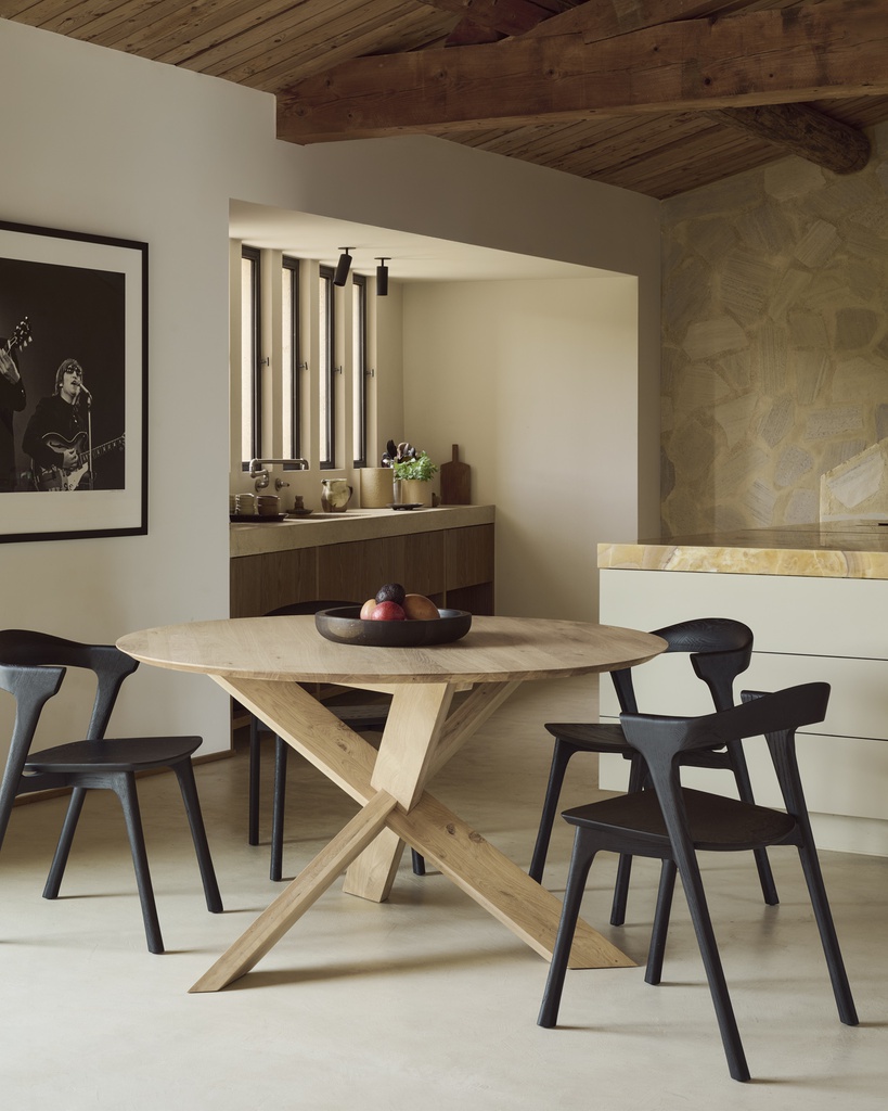 Circle dining table - 136cm TEMPLATE