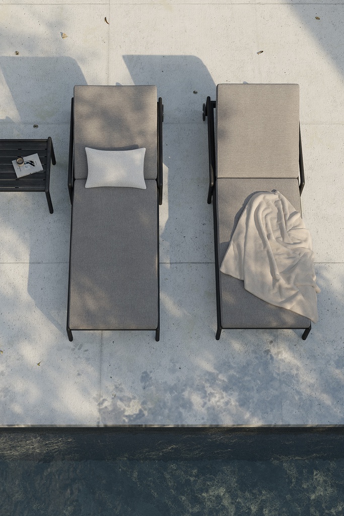 Nomad outdoor cushion TEMPLATE
