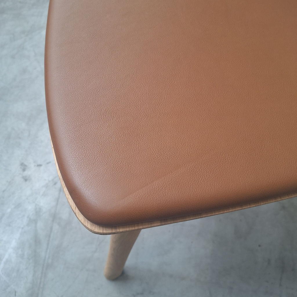 Bok dining chair