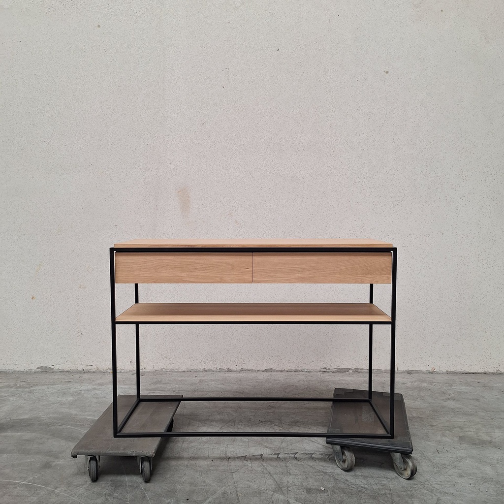Monolit console