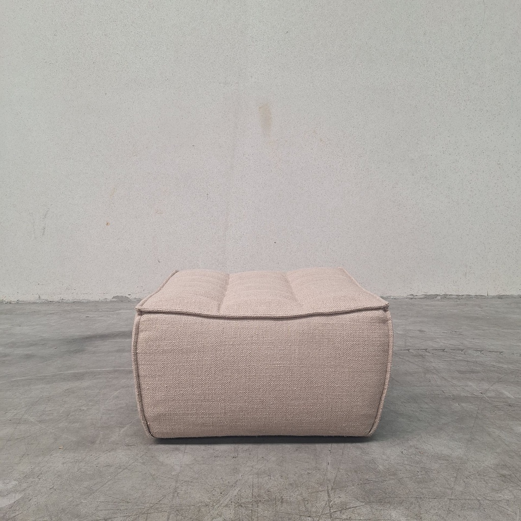N701 footstool