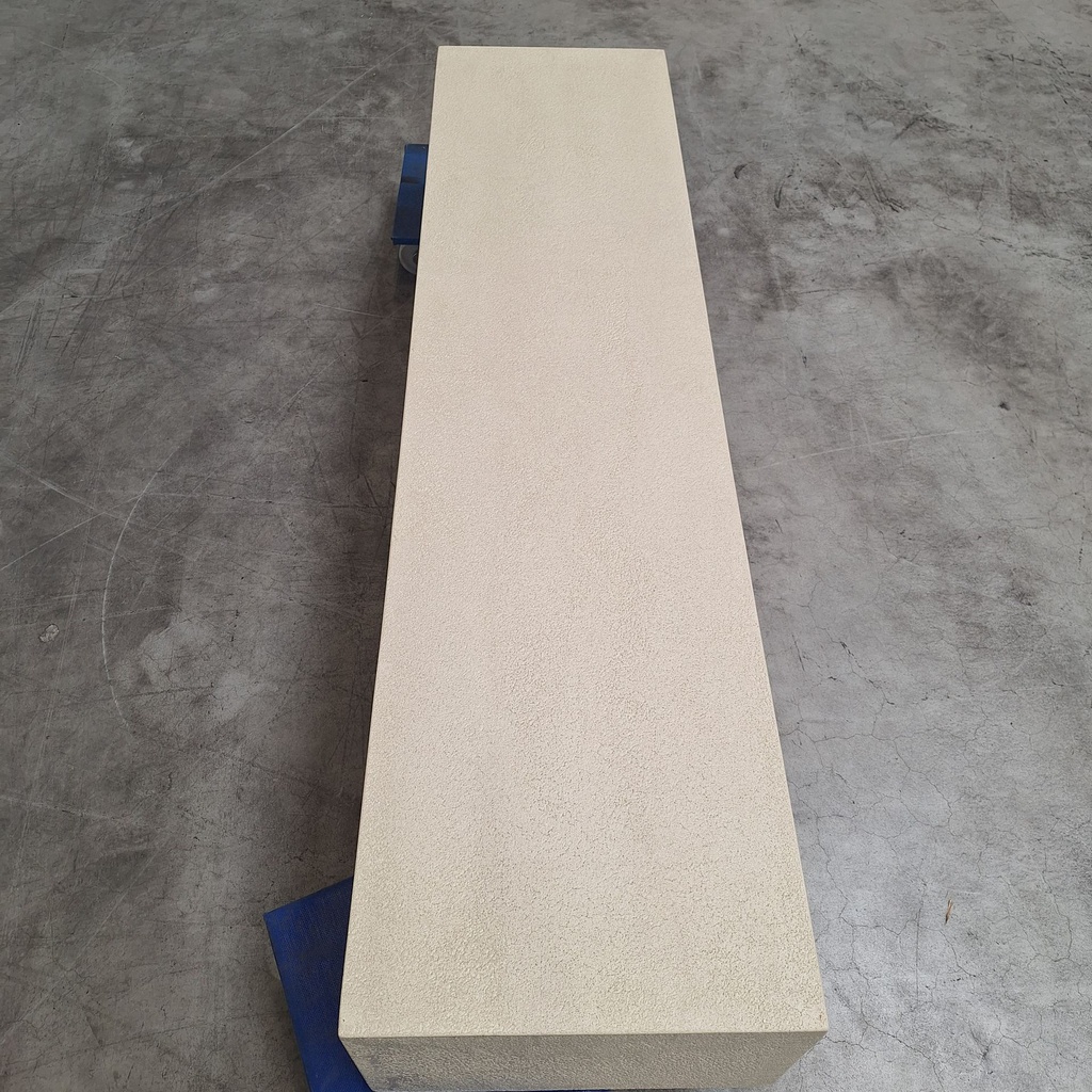 Elements floor shelf