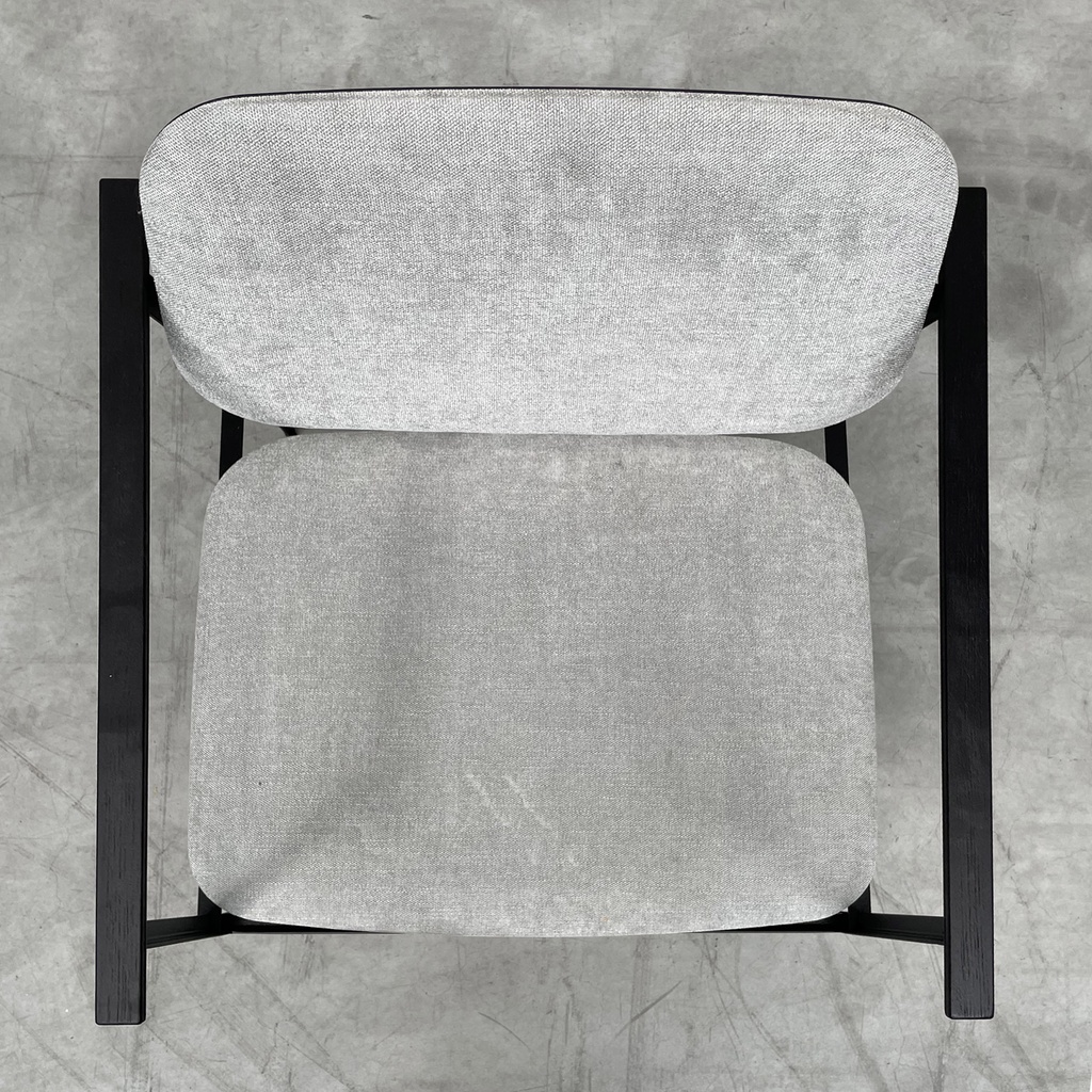 DC lounge chair