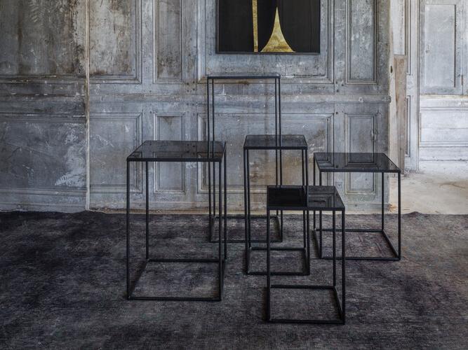 Compact side table TEMPLATE