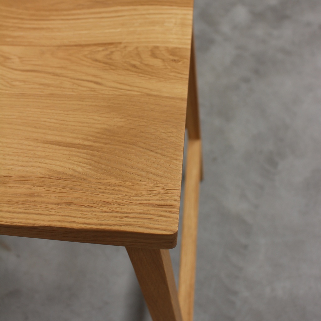 N3 counter stool
