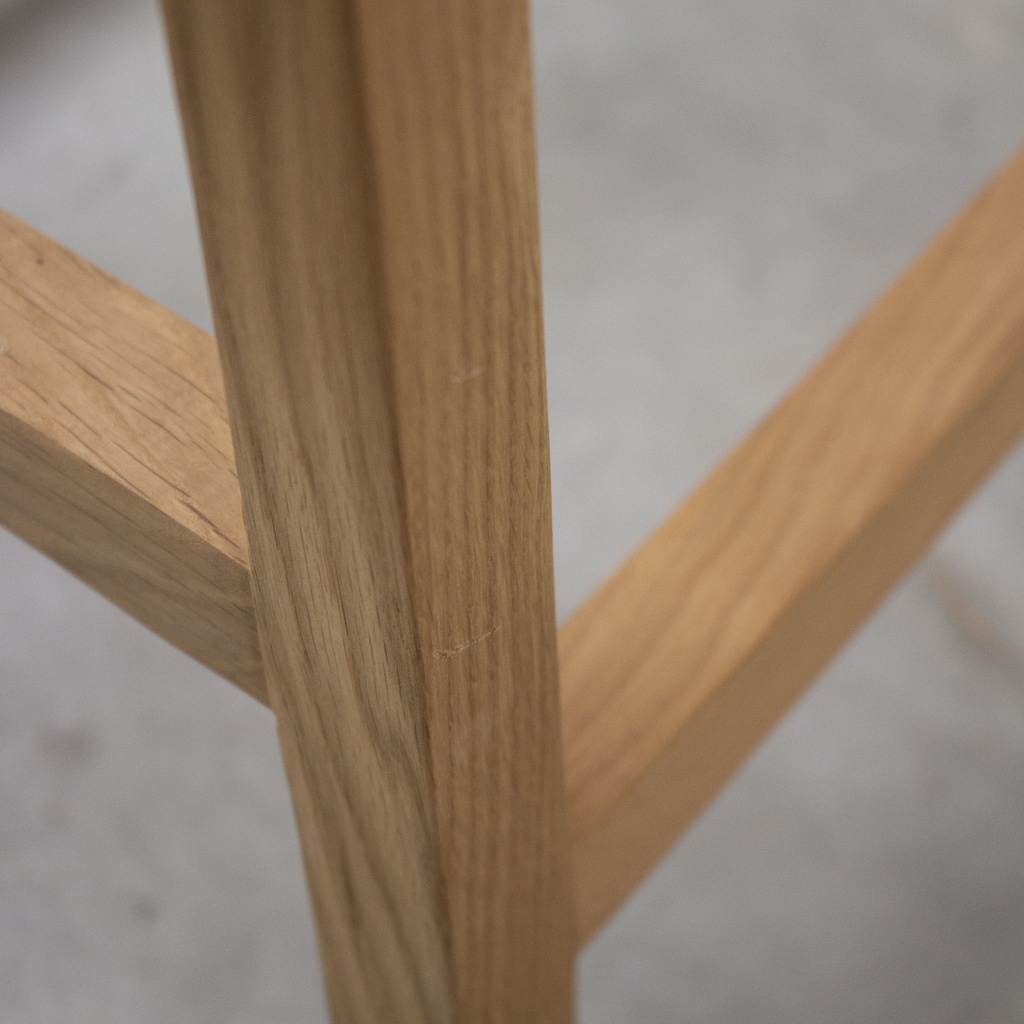 N3 counter stool