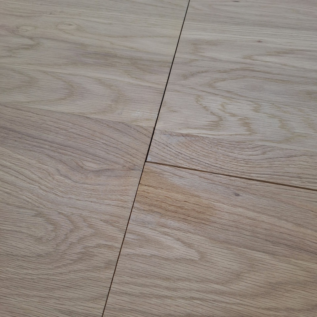 Bok extendable dining table