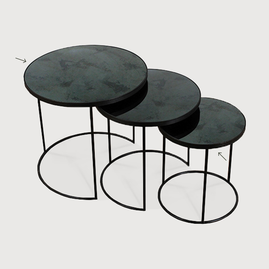 Nesting side table set 