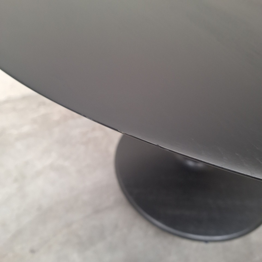 Torsion dining table - 127cm