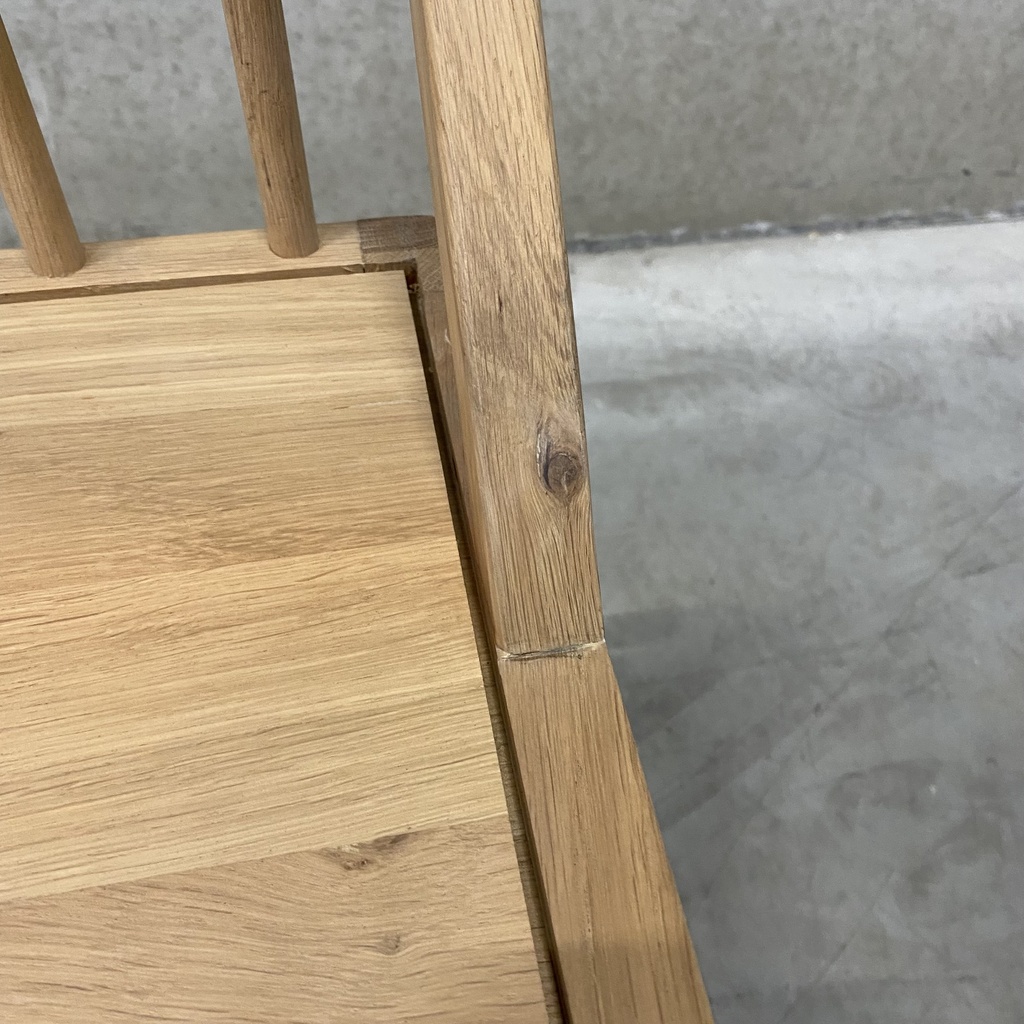 Spindle bench