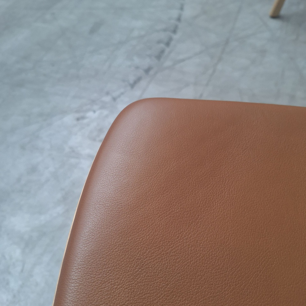 Set of 4 Bok dining chairs