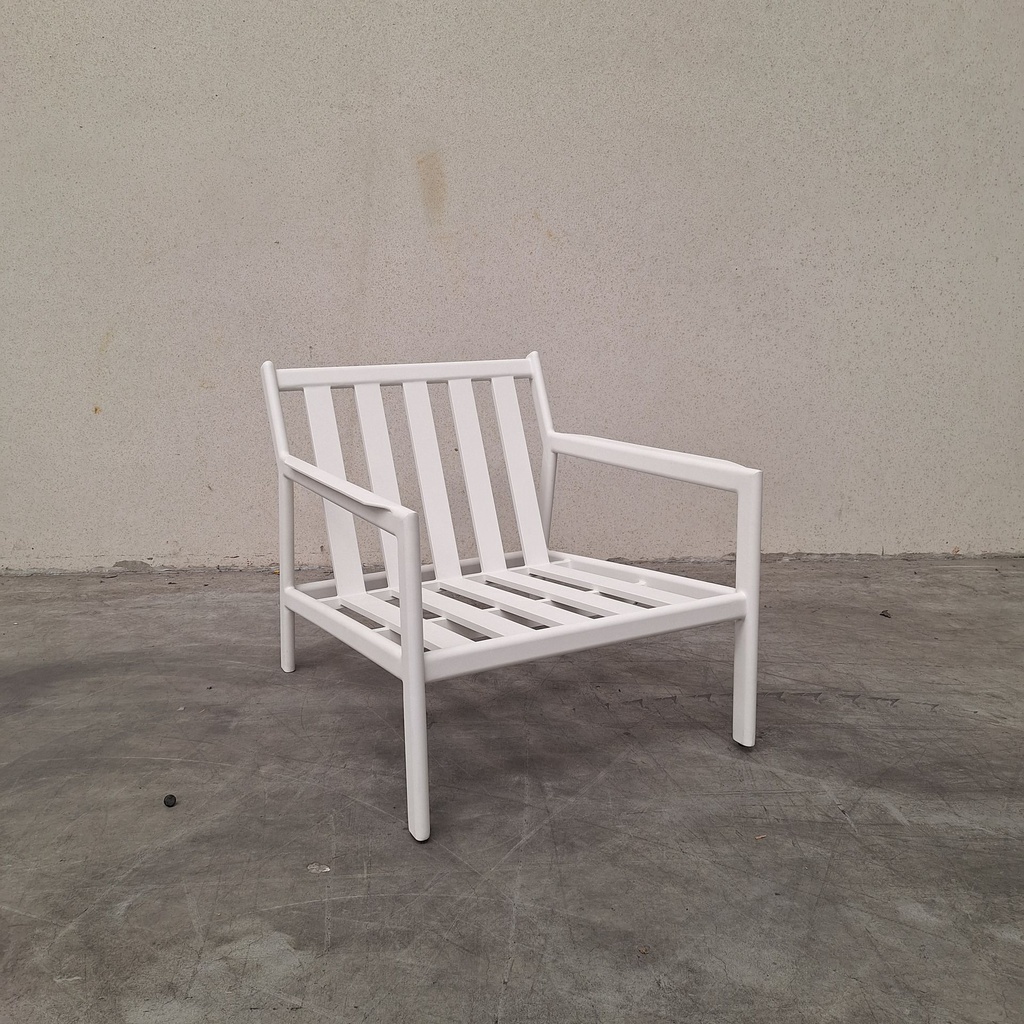 Jack outdoor lounge chair frame